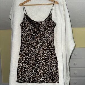VTG Victoria's Secret Satin Slip‎ Sleeveless Leopard Animal Print Y2K Lingerie L